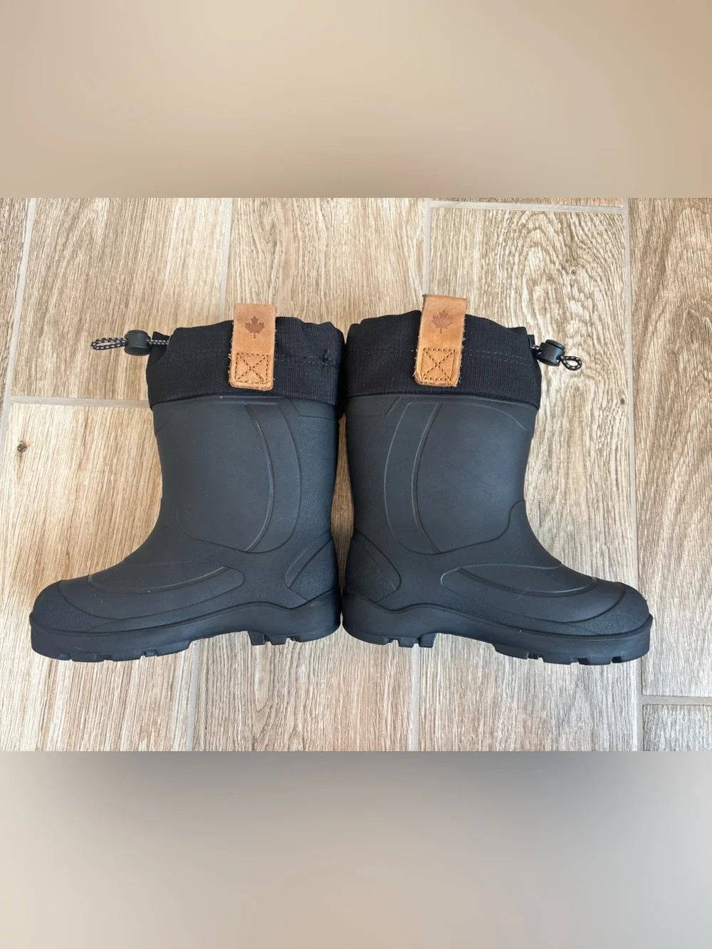 Kamik Snobuster Kids Black Waterproof Snow Boot with Drawstring Collar Size 9